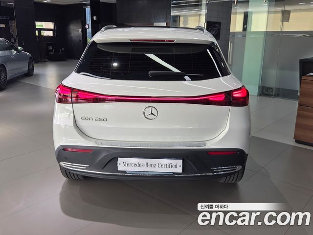 Mercedes-Benz EQA 2026 — photo 4