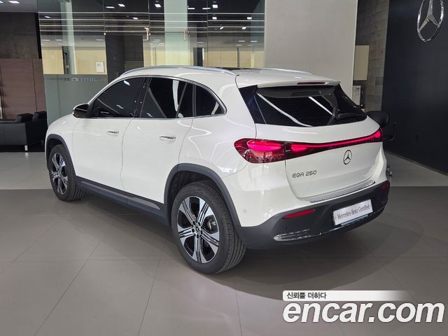 Mercedes-Benz EQA 2026 — photo 6