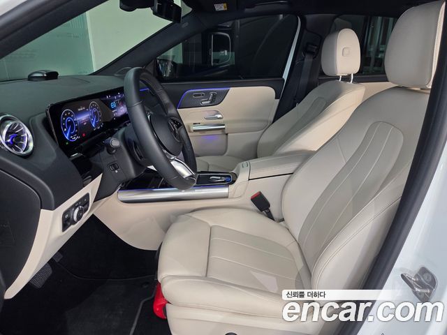 Mercedes-Benz EQA 2026 — photo 11