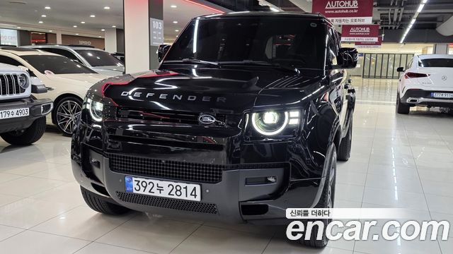 Land Rover Defender 2026 — photo 1