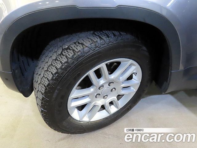 Land Rover Defender 2020 — photo 20