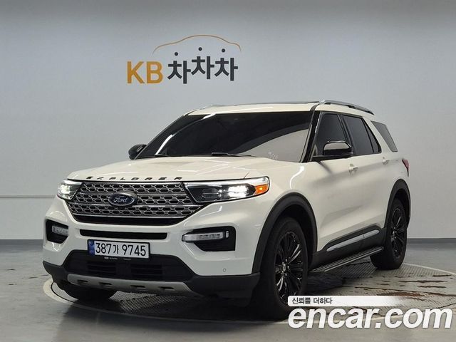 Ford Explorer 2021 — photo 1