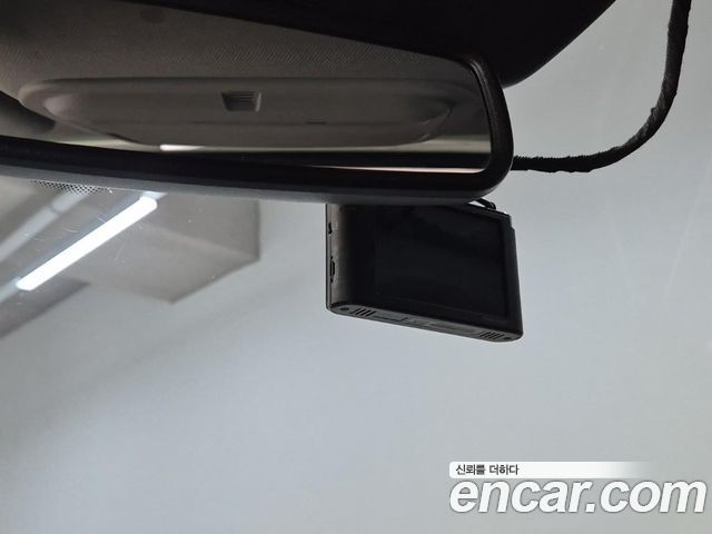Ford Explorer 2021 — photo 16