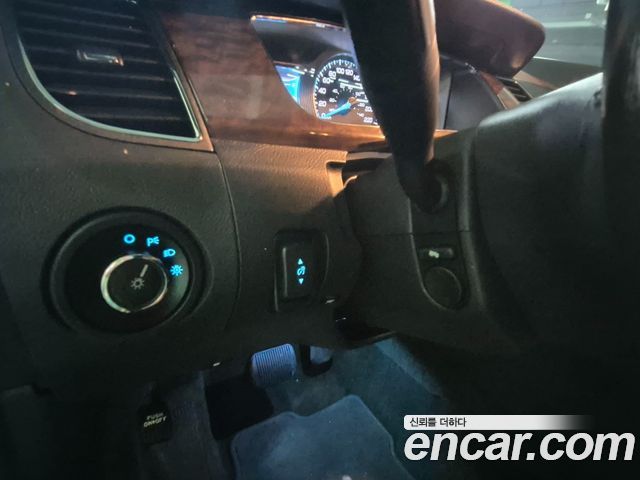 Ford Taurus 2014 — photo 13