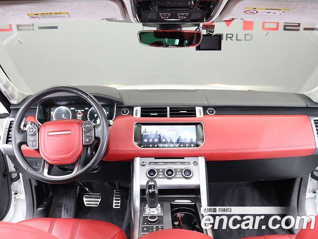 Land Rover Range Rover Sport 2017 — photo 12