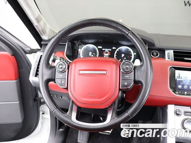 Land Rover Range Rover Sport 2017 — photo 13