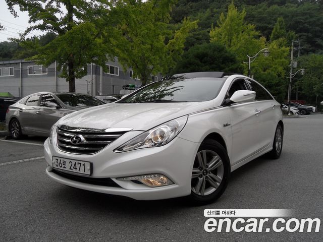 Hyundai Sonata 2013 — photo 1