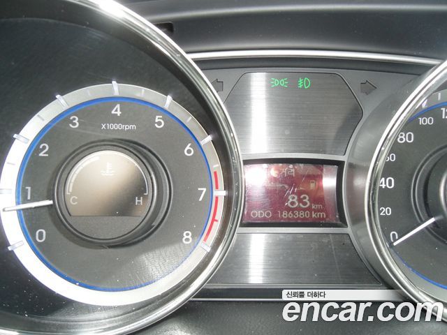 Hyundai Sonata 2013 — photo 12