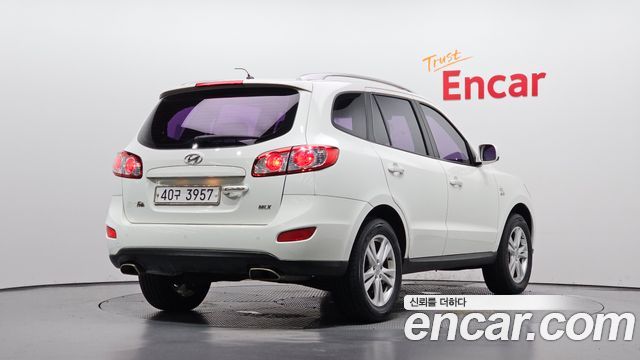 Hyundai Santafe 2011 — photo 2