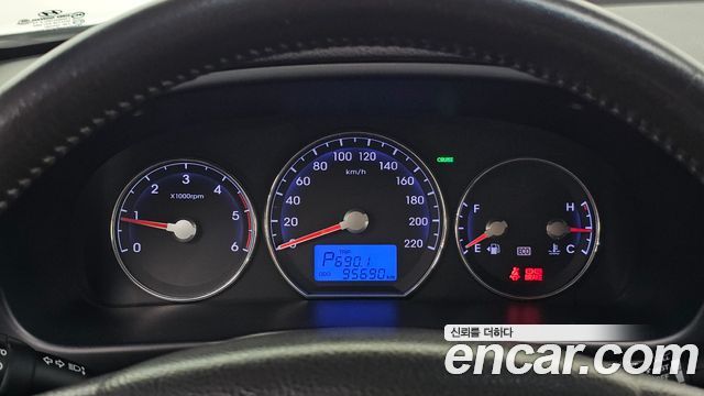 Hyundai Santafe 2011 — photo 8