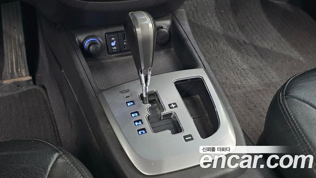 Hyundai Santafe 2011 — photo 9
