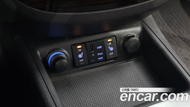 Hyundai Santafe 2011 — photo 16