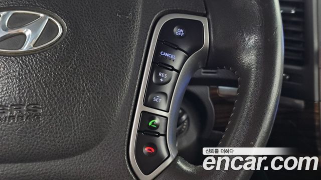 Hyundai Santafe 2011 — photo 19