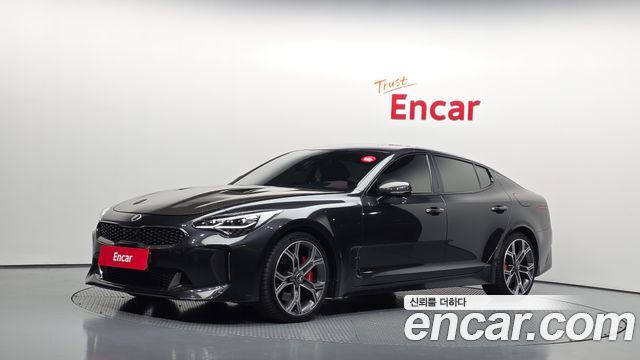 Kia Stinger 2019 — photo 1