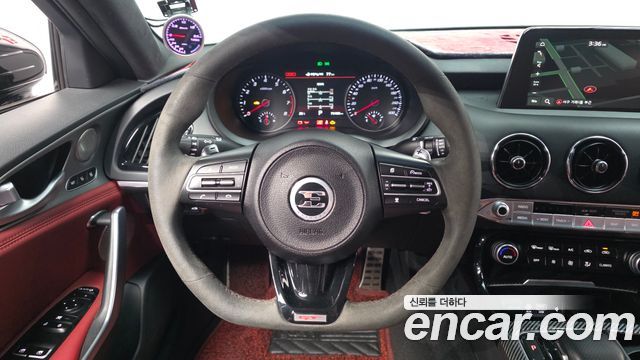 Kia Stinger 2019 — photo 13