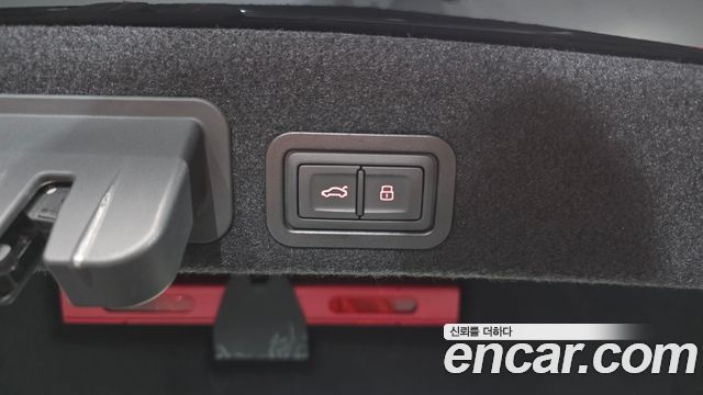 Audi A6 2018 — photo 30