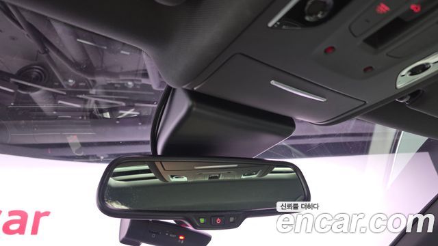 Audi A6 2018 — photo 33