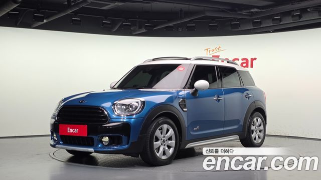 Mini Countryman 2018 — photo 1