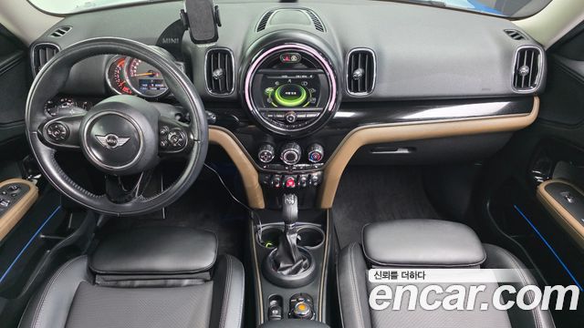 Mini Countryman 2018 — photo 7