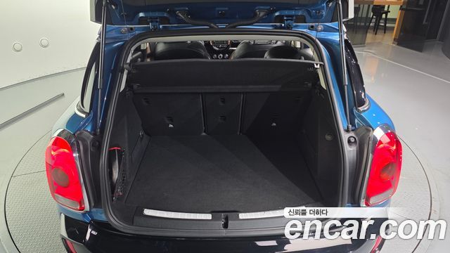 Mini Countryman 2018 — photo 20