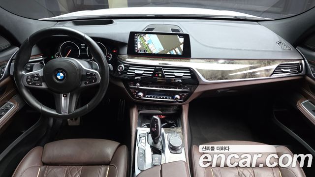 BMW Gran Turismo 2018 — photo 10