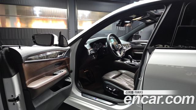 BMW Gran Turismo 2018 — photo 13