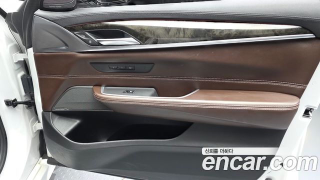 BMW Gran Turismo 2018 — photo 14