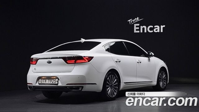 Kia K7 2019 — photo 2