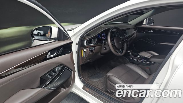 Kia K7 2019 — photo 13