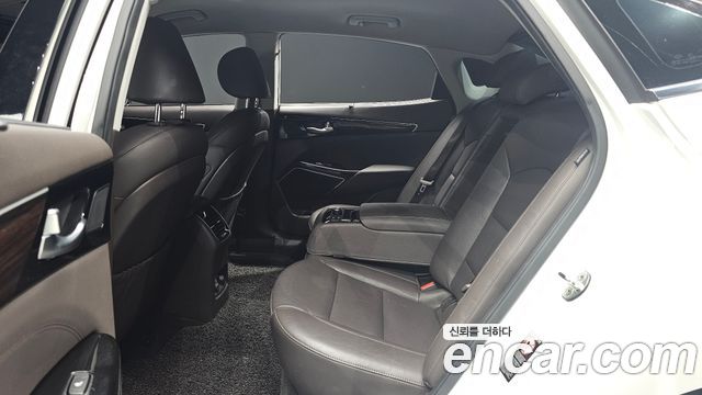 Kia K7 2019 — photo 28