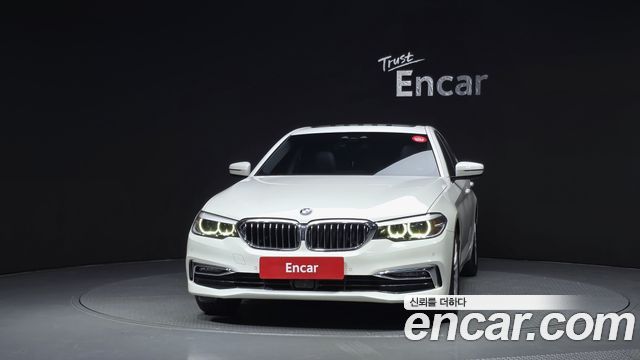 BMW 5-Series 2019 — photo 3