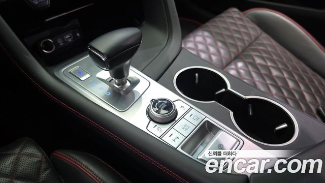 Genesis G70 2019 — photo 12
