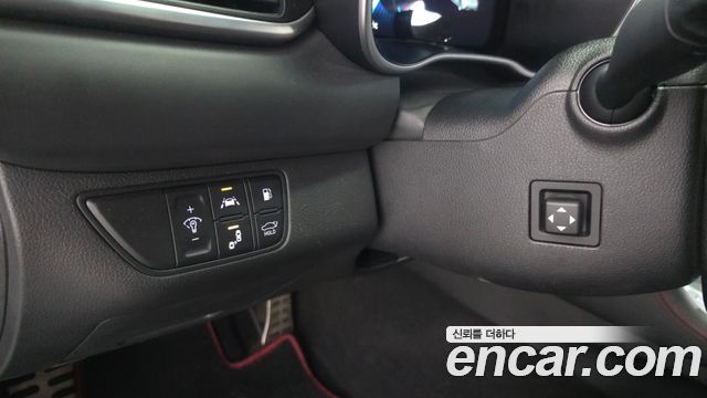 Genesis G70 2019 — photo 32