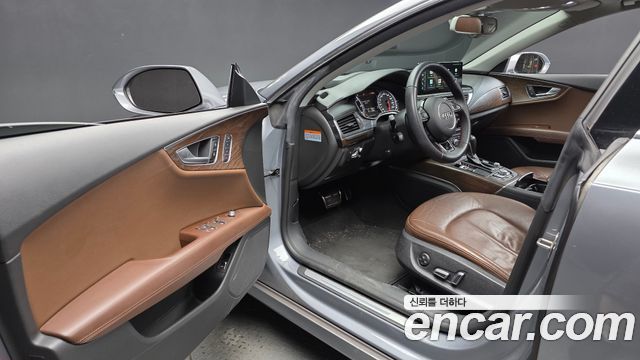 Audi A7 2016 — photo 10