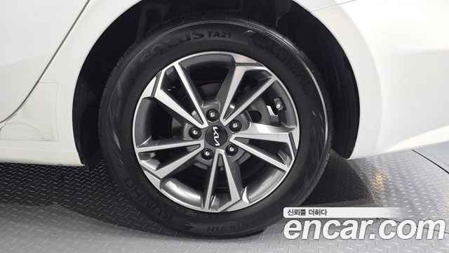 Kia K3 2022 — photo 7