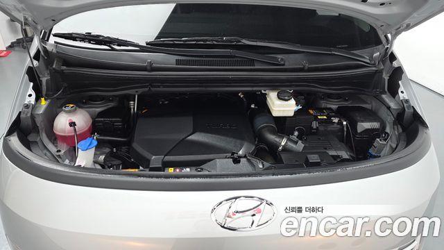 Hyundai Staria 2022 — photo 6
