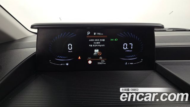 Hyundai Staria 2022 — photo 8
