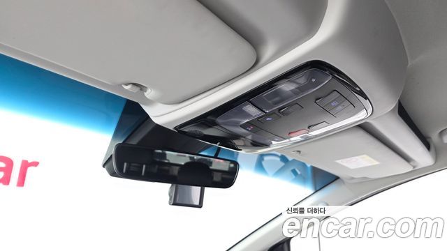 Hyundai Staria 2022 — photo 17