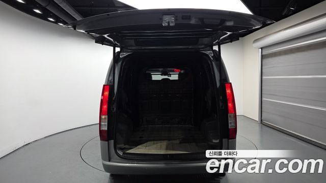 Hyundai Staria 2022 — photo 20