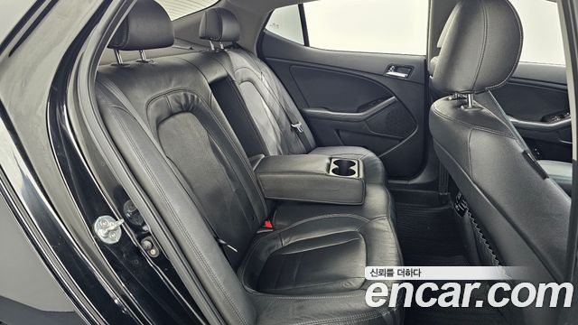 Kia K5 2012 — photo 12