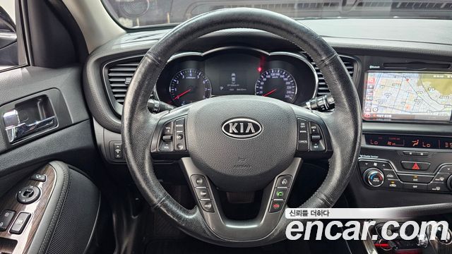 Kia K5 2012 — photo 13