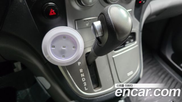 Hyundai Starex 2013 — photo 9