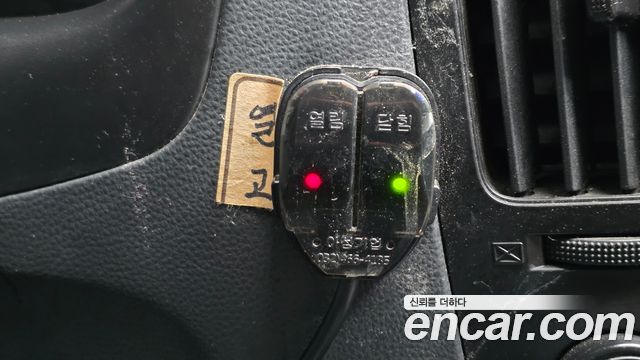 Hyundai Starex 2013 — photo 16