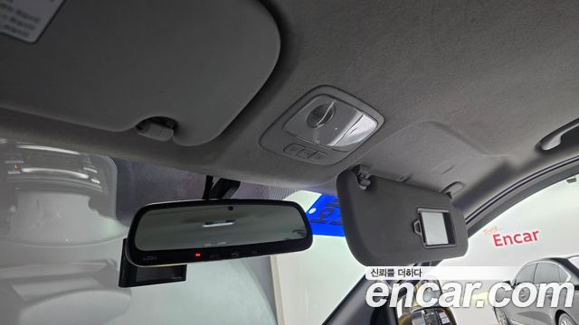 Hyundai Starex 2013 — photo 19
