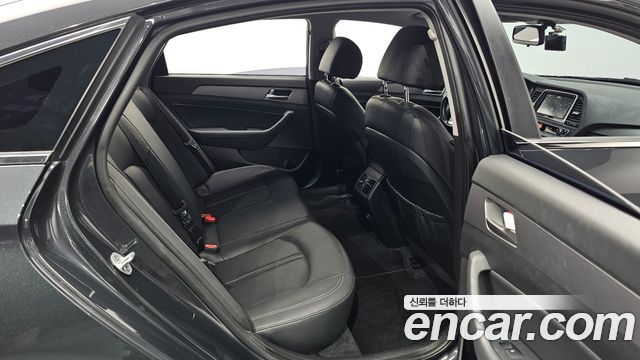 Hyundai Sonata 2019 — photo 11