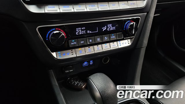 Hyundai Sonata 2019 — photo 16