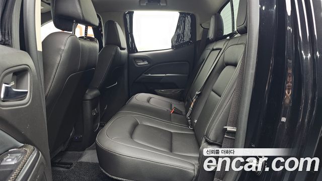 Chevrolet Korea Colorado 2021 — photo 11