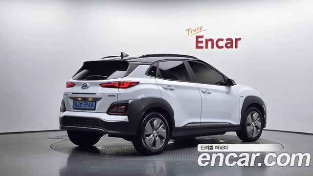 Hyundai Kona 2020 — photo 2