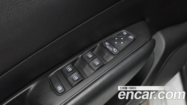 Renault Korea SM6 2019 — photo 26