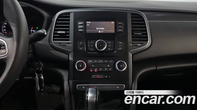 Renault Korea SM6 2019 — photo 28
